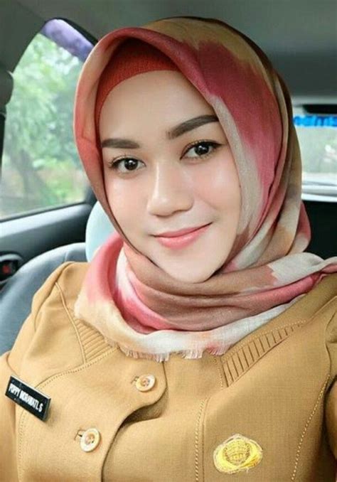 jilbab ngentot|Jilbab Indonesia Jago Ngentot: Cumswap Amateur Porn feat ...